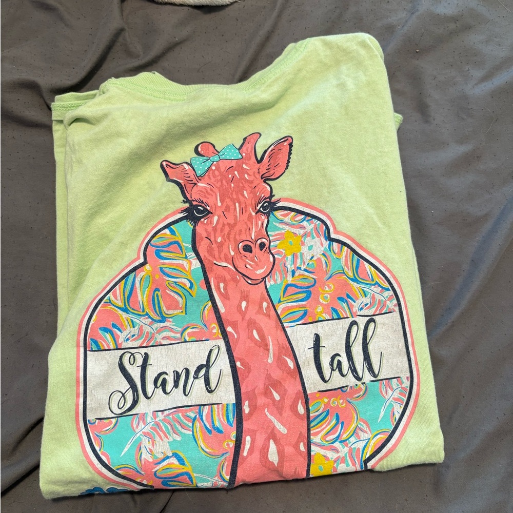 Womans Giraffe Graphic Tee - Green